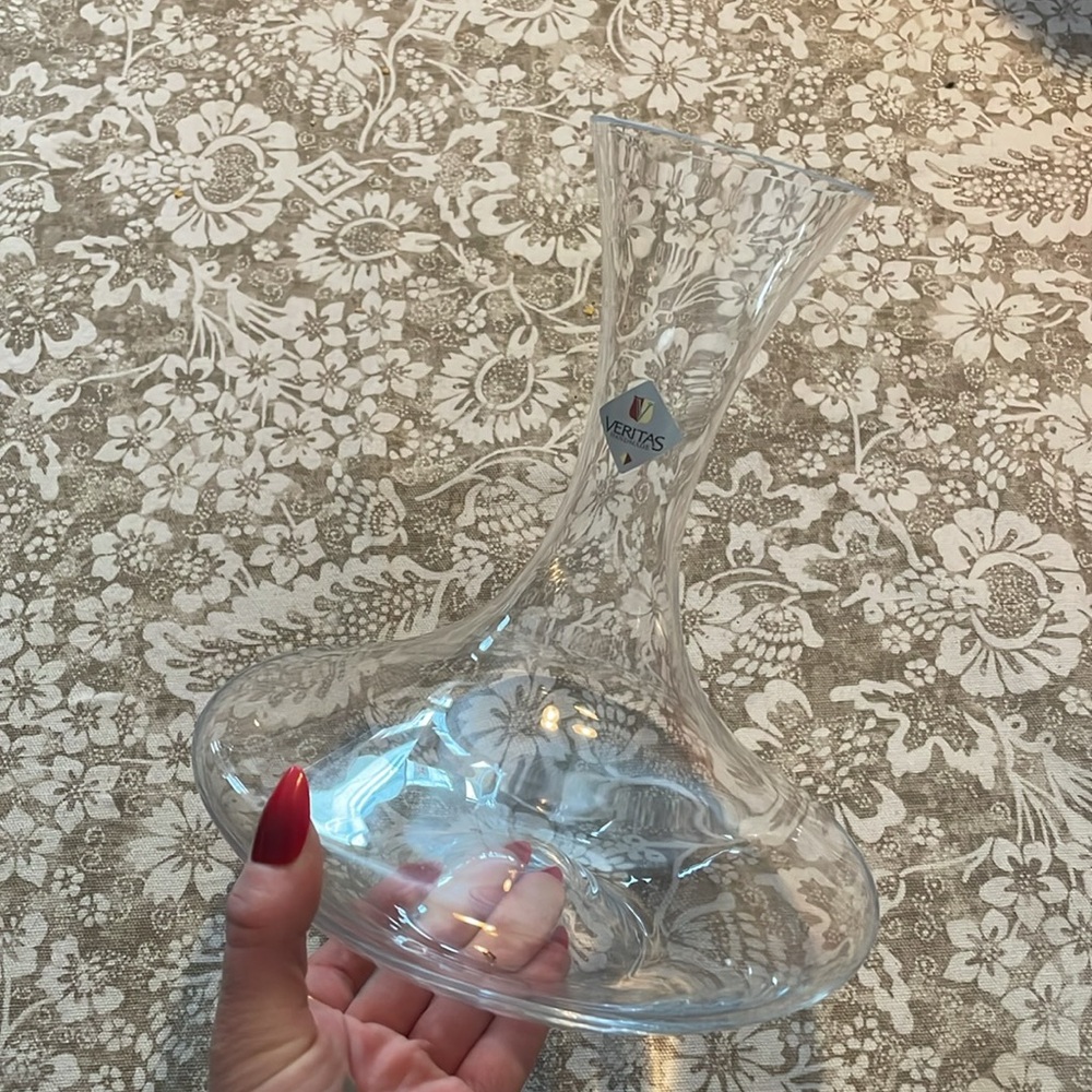 Veritas Handmade Glass Decanter - Clear